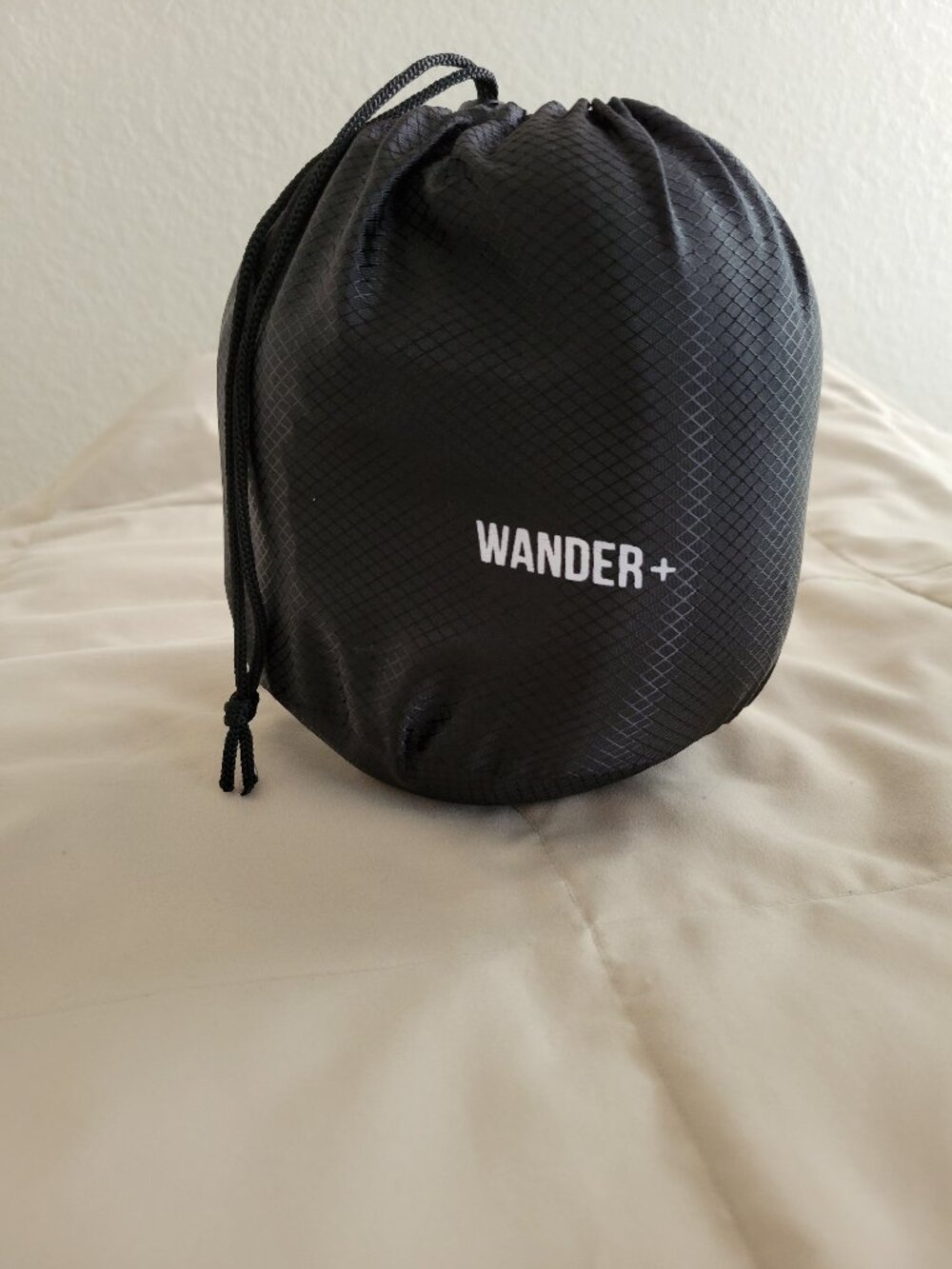 Wander  travel pillow. GREAT USED CONDITION. FIRM PRICE - Picture 7 of 7